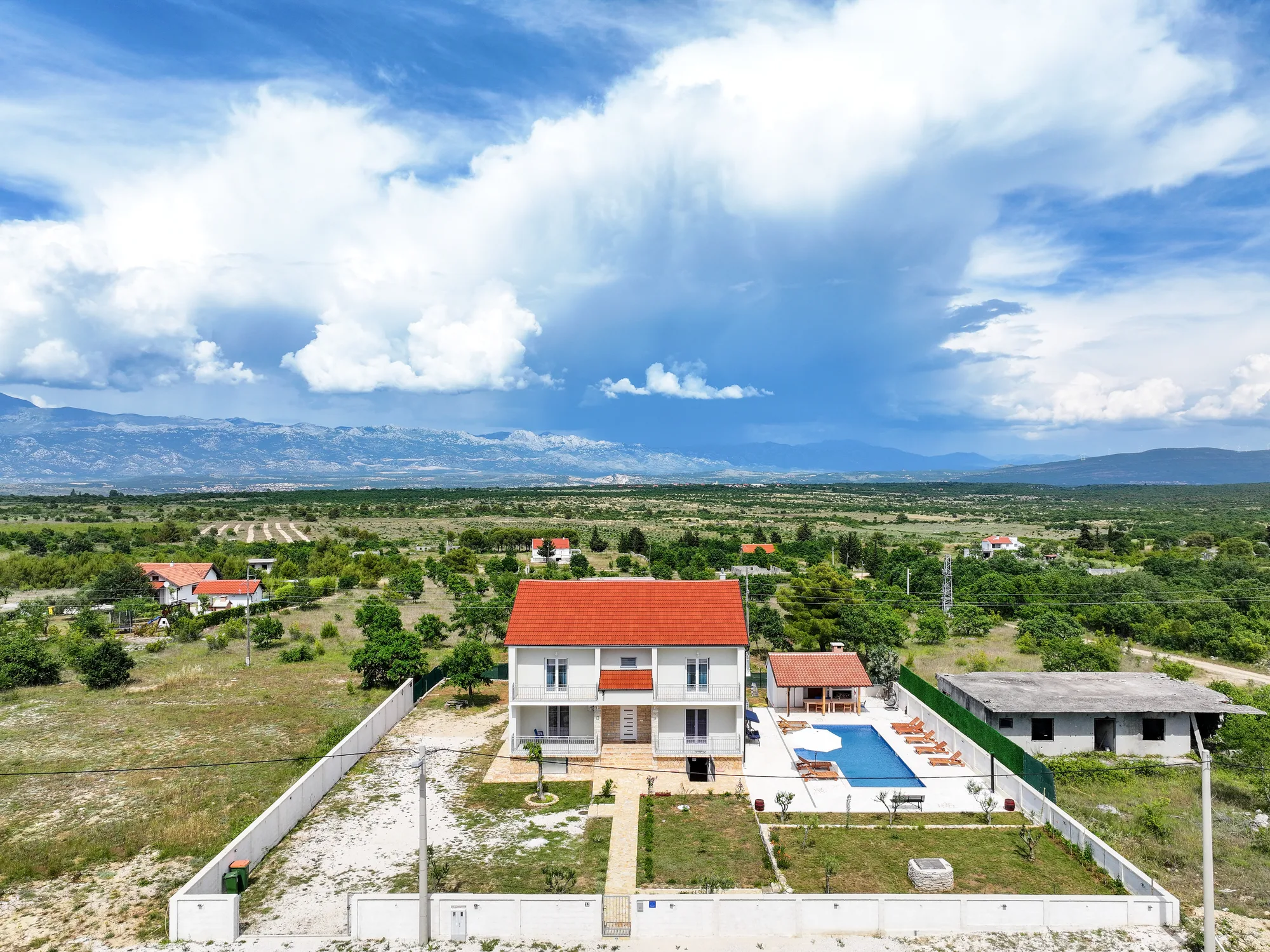 Villa Vera s bazenom