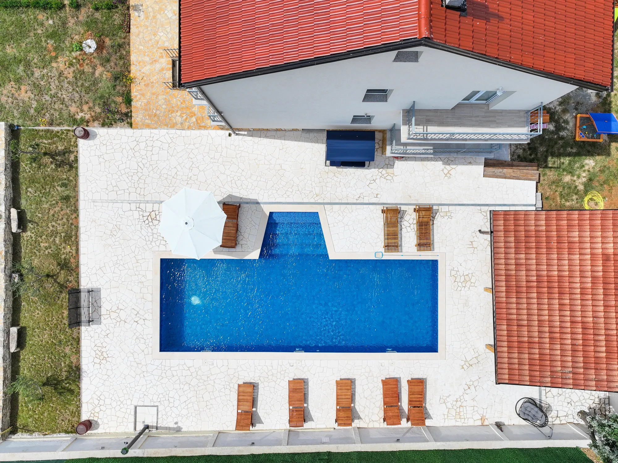 Villa Vera s bazenom — fotografija 5